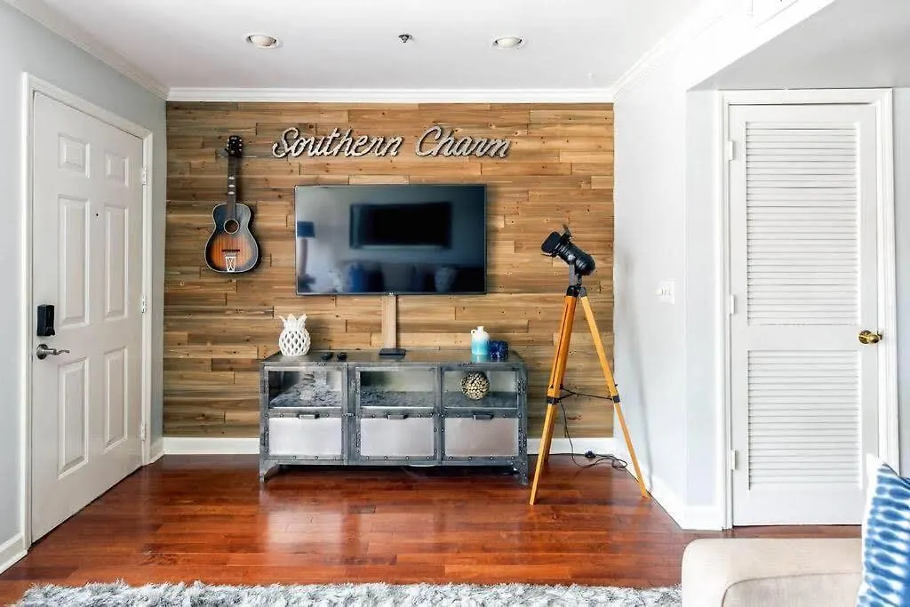 Holiday home Walk To Broadway Charming Modern Historic Townhome Nashville